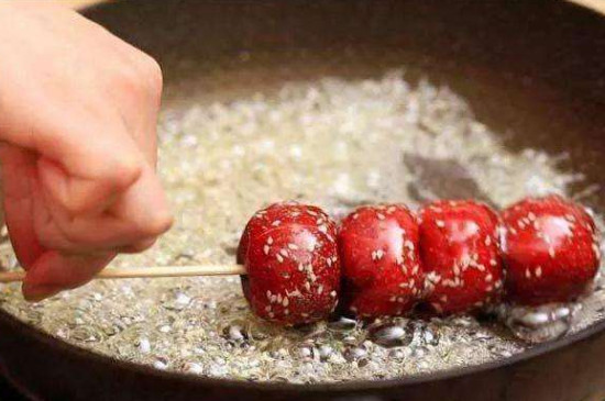 如何熬糖葫芦的糖