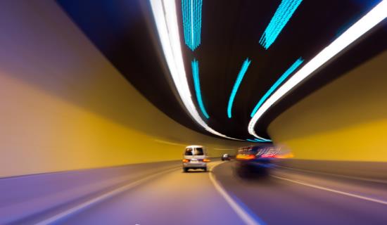 生活妙招分享：夜间安全开车的十三个要点 夜间行车时灯光使用的误区