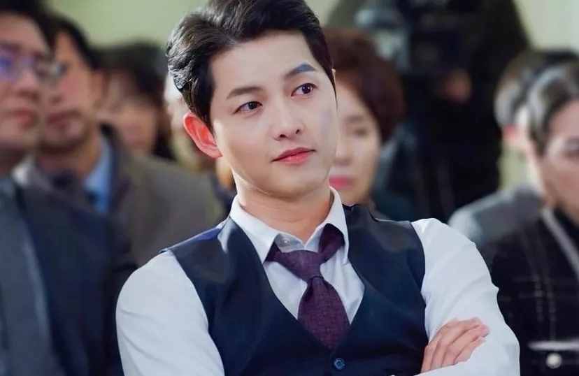 宋仲基图片（宋仲基上微博热一）